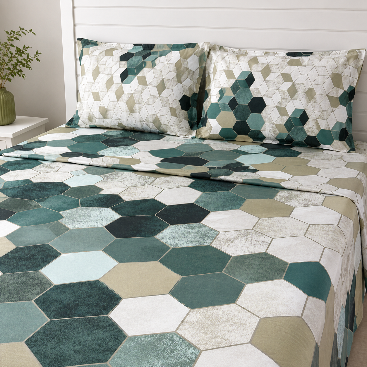 Super King Bedsheet Set | 210 TC Cotton| 2 Pillow Covers | AD14