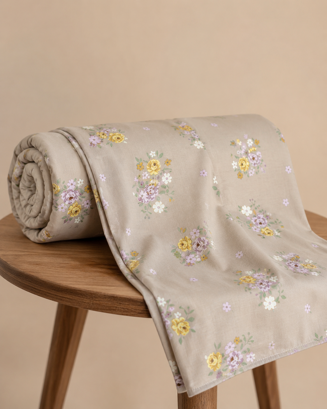 AD30 – Meadow Bloom Pure Cotton King-Size Bedsheet Set with Lace Pillow Covers