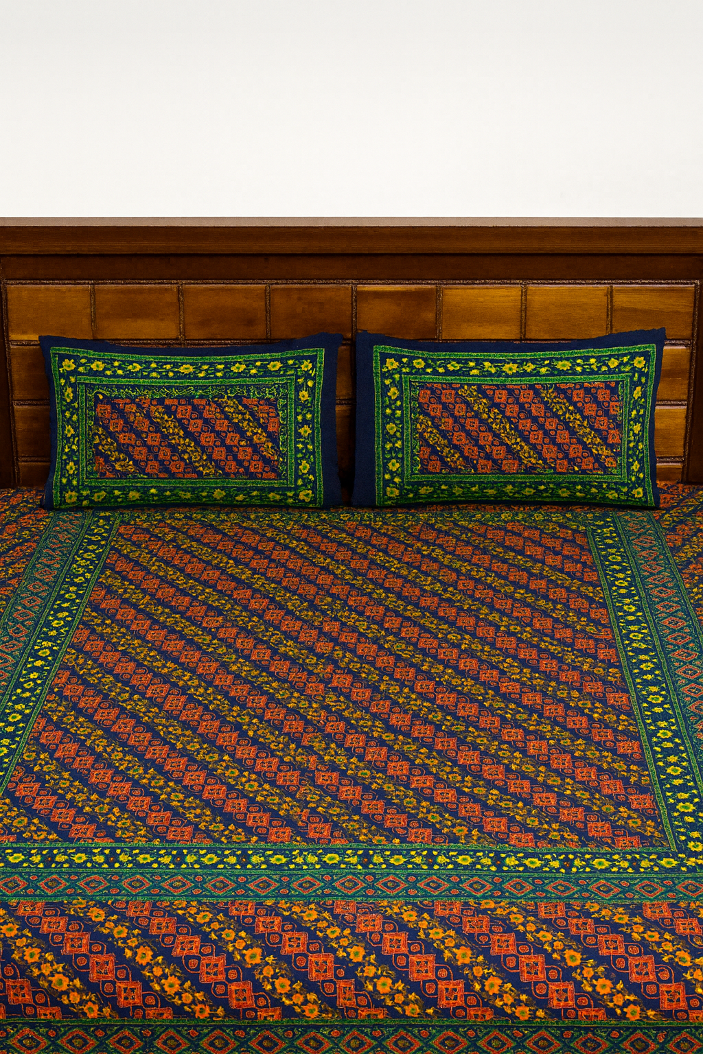 Rajasthani Traditional Print Cotton Double Bedsheet – 100% Pure Cotton | 100×108 inches | 2 Pillow Covers |JAIMAN01